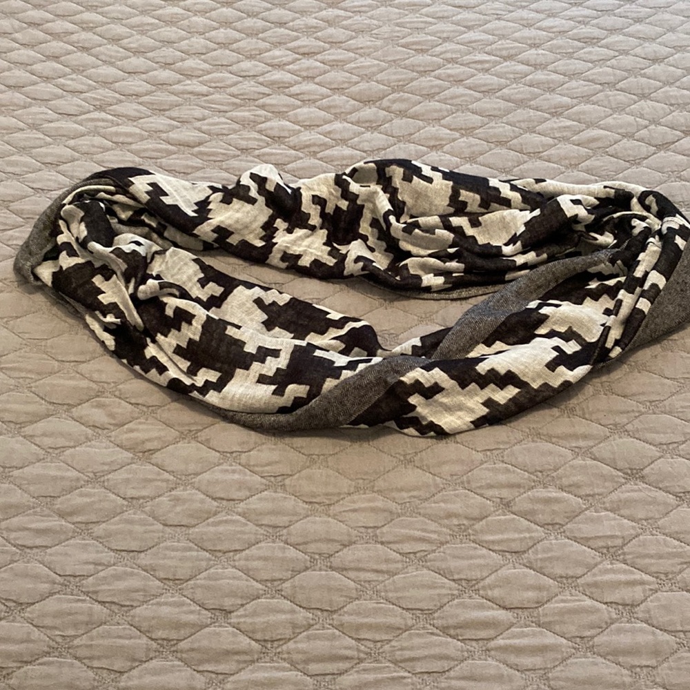 Women’s Scarf